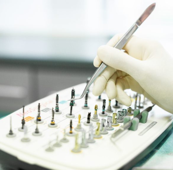 Implanty Zębów Łódź